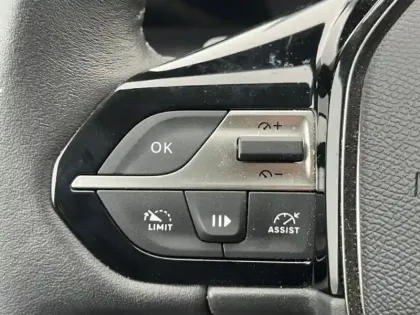 Photo 10 Peugeot 308  SW 1.2 PureTech 130ch S&S Allure Pack EAT8