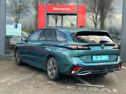 Photo 6 Peugeot 308  SW 1.2 130ch S&S Allure EAT8 - Attelage
