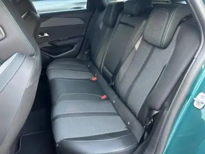 Photo 10 Peugeot 308  SW 1.2 130ch S&S Allure EAT8 - Attelage