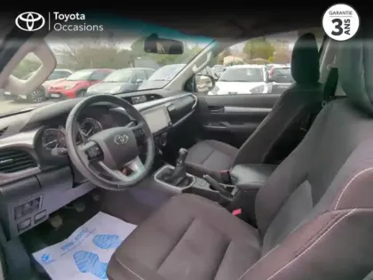 Photo 10 Toyota Hilux  2.4 D-4D 150ch X-Tra Cabine Légende 4WD MY20