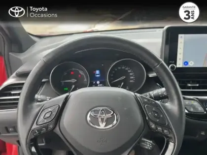 Photo 12 Toyota C-HR  1.8 Hybride 122ch Collection E-CVT