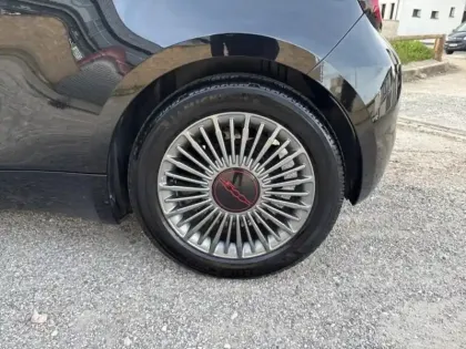 Photo 10 Fiat 500 Gén. II Ph1 MY22 (RED) 3