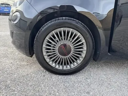 Photo 11 Fiat 500 Gén. II Ph1 MY22 (RED) 3