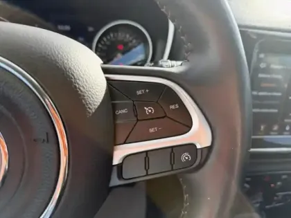 Photo 14 Jeep Compass  1.6 MultiJet II 120ch Limited 4x2 117g