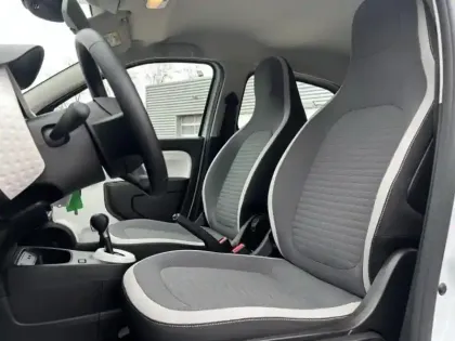 Photo 7 Renault Twingo  E-Tech Electric Equilibre R80 Achat Intégral