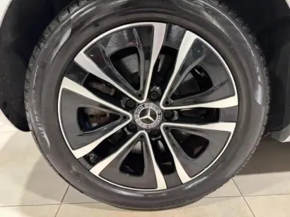 Photo 10 Mercedes Classe A  Berline 250 e 163+109ch Progressive Line 8G-DCT