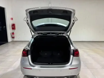 Photo 8 Mercedes Classe A  Berline 250 e 163+109ch Progressive Line 8G-DCT