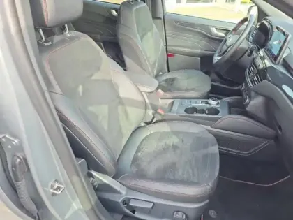 Photo 10 Ford Kuga  2.5 Duratec 190ch FHEV E85 ST-Line X BVA