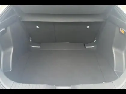 Photo 8 Toyota C-HR  1.8 Hybride 140ch Design MY25