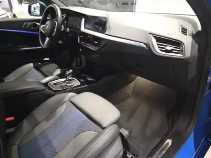 Photo 8 BMW Serie 1 Série 1 118iA 136ch M Sport DKG7