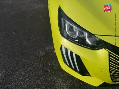 Photo 12 Peugeot 208  1.2 Hybrid 100ch Allure e-DCS6