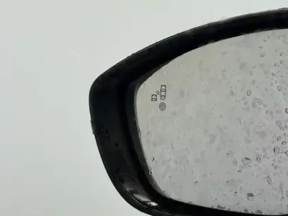 Photo 7 Peugeot 208  e- 136ch GT