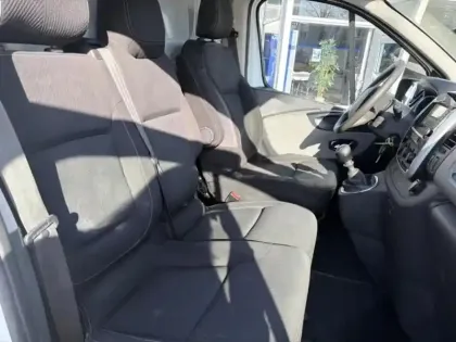 Photo 10 Renault Trafic  Fg L1H1 1000 1.6 dCi 125ch energy Confort Euro6