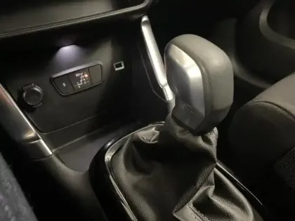 Photo 10 Citroën C3 Aircross  BlueHDi 120ch S&S Shine EAT6