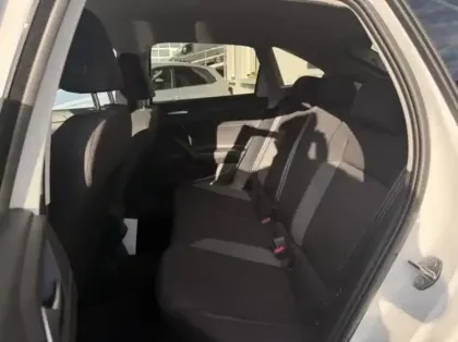 Photo 6 Volkswagen Taigo  1.0 TSI 116ch VW Edition DSG7