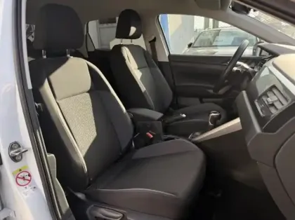 Photo 5 Volkswagen Taigo  1.0 TSI 116ch VW Edition DSG7