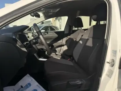 Photo 12 Volkswagen Taigo  1.0 TSI 116ch VW Edition DSG7