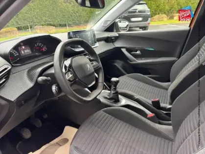 Photo 14 Peugeot 2008  1.2 PureTech 100ch S&S Style