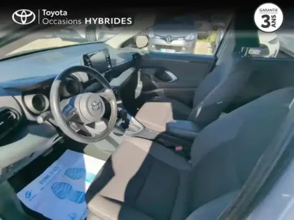 Photo 10 Toyota Yaris  116h Design 5p