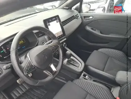 Photo 14 Renault Clio  1.6 E-Tech 145ch full hybrid esprit Alpine - 25