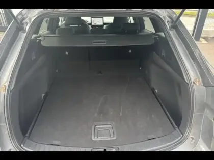 Photo 8 Toyota Corolla  Touring Spt 1.8 140ch Design RAC