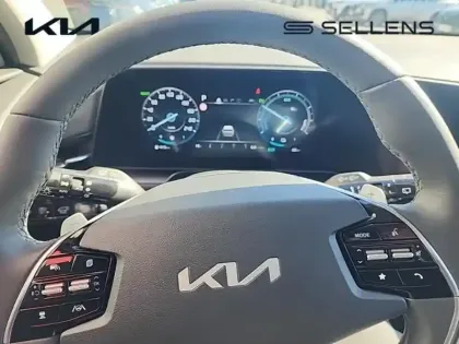 Photo 8 Kia Niro  1.6 GDi 129ch HEV Premium DCT6