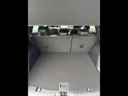 Photo 12 Ford Kuga  2.5 Duratec 180ch Hybrid FlexiFuel ST-Line X Powershift