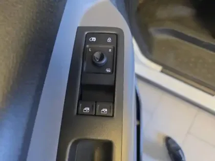 Photo 12 Volkswagen Id. Buzz Cargo  286ch 79kWh Pro