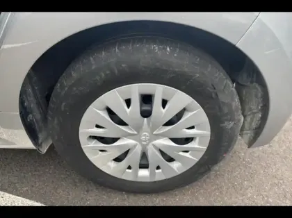 Photo 12 Toyota Yaris  120 Dynamic Business