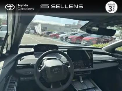 Photo 7 Toyota C-HR + 167ch 58kWh Design Autonomie Confort