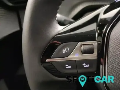 Photo 12 Peugeot 208  1.2 PureTech 75ch S&S Style