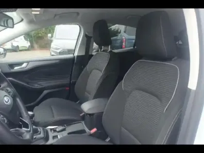 Photo 8 Ford Focus  1.0 Flexifuel mHEV 125ch Titanium Style