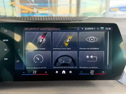 Photo 7 BMW Serie 2 Série 2 ActiveTourer 225e 245ch xDrive M Sport DKG7