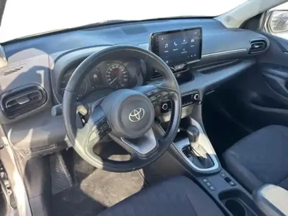 Photo 14 Toyota Yaris  116h Dynamic 5p MC24