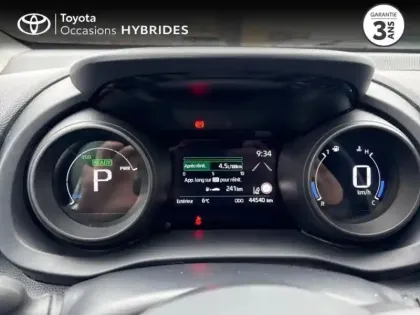 Photo 13 Toyota Yaris  Cross 116h Dynamic MY22