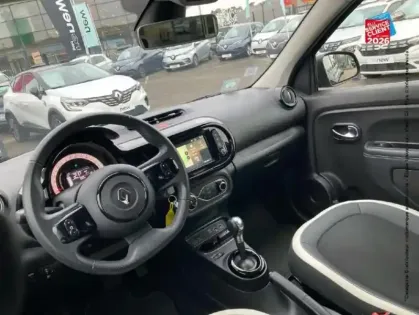 Photo 14 Renault Twingo  E-Tech Electric Urban Night R80 Achat Intégral