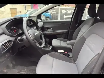 Photo 9 Dacia Sandero  1.0 ECO-G 100ch Stepway Extreme + -24