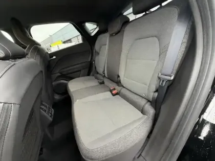 Photo 11 Renault Captur  1.6 E-Tech full hybrid 145ch Techno