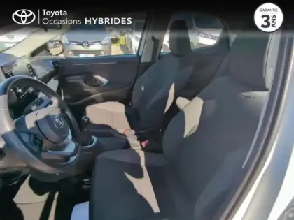 Photo 10 Toyota Yaris  70 VVT-i Dynamic Business 5p MY22