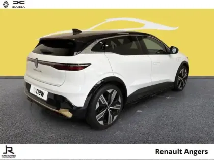 Photo 12 Renault Megane  E-Tech Electric EV60 220ch Iconic super charge