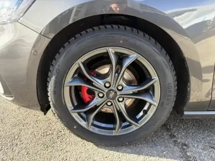 Photo 8 Ford Focus  1.0 Flexifuel mHEV 125ch ST-Line X