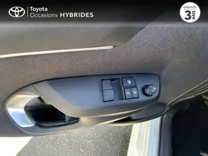 Photo 14 Toyota Yaris  116h Dynamic 5p MY22