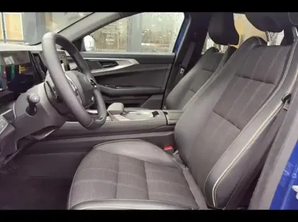 Photo 24 Renault Austral  1.2 E-Tech full hybrid 200ch Iconic- 24