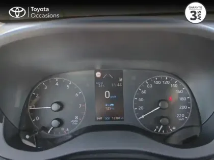 Photo 13 Toyota Yaris  70 VVT-i Dynamic Business 5p MY22