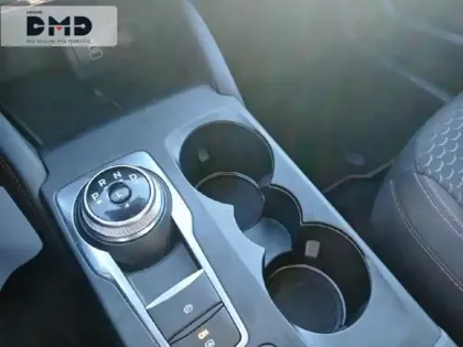 Photo 7 Ford Kuga  2.5 Duratec 180ch Hybrid FlexiFuel ST-Line Powershift