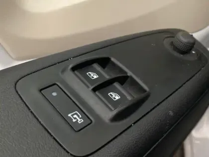 Photo 12 Peugeot Boxer  Fg L2H2 3.5 140ch S&S Pack Premium Connect