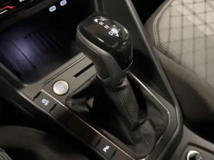 Photo 13 Volkswagen Polo  1.0 TSI 116ch R-Line DSG7