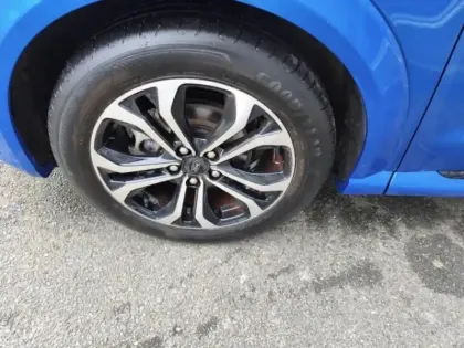 Photo 10 Ford Puma  1.0 EcoBoost 125ch S&S mHEV ST-Line X Powershift