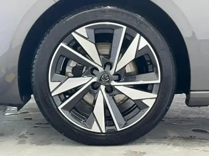 Photo 5 Peugeot 308  SW 1.5 BlueHDi 130ch S&S Allure EAT8