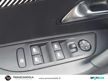 Photo 11 Peugeot 2008  1.2 Hybrid 136ch Allure e-DCS6